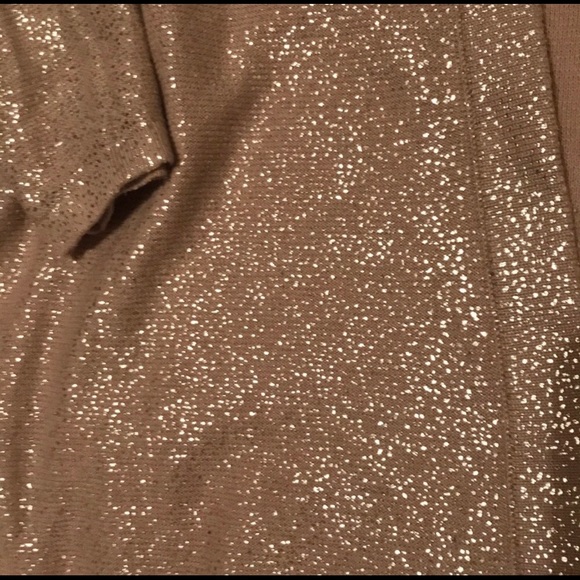 Gold sweater - Picture 2 of 2